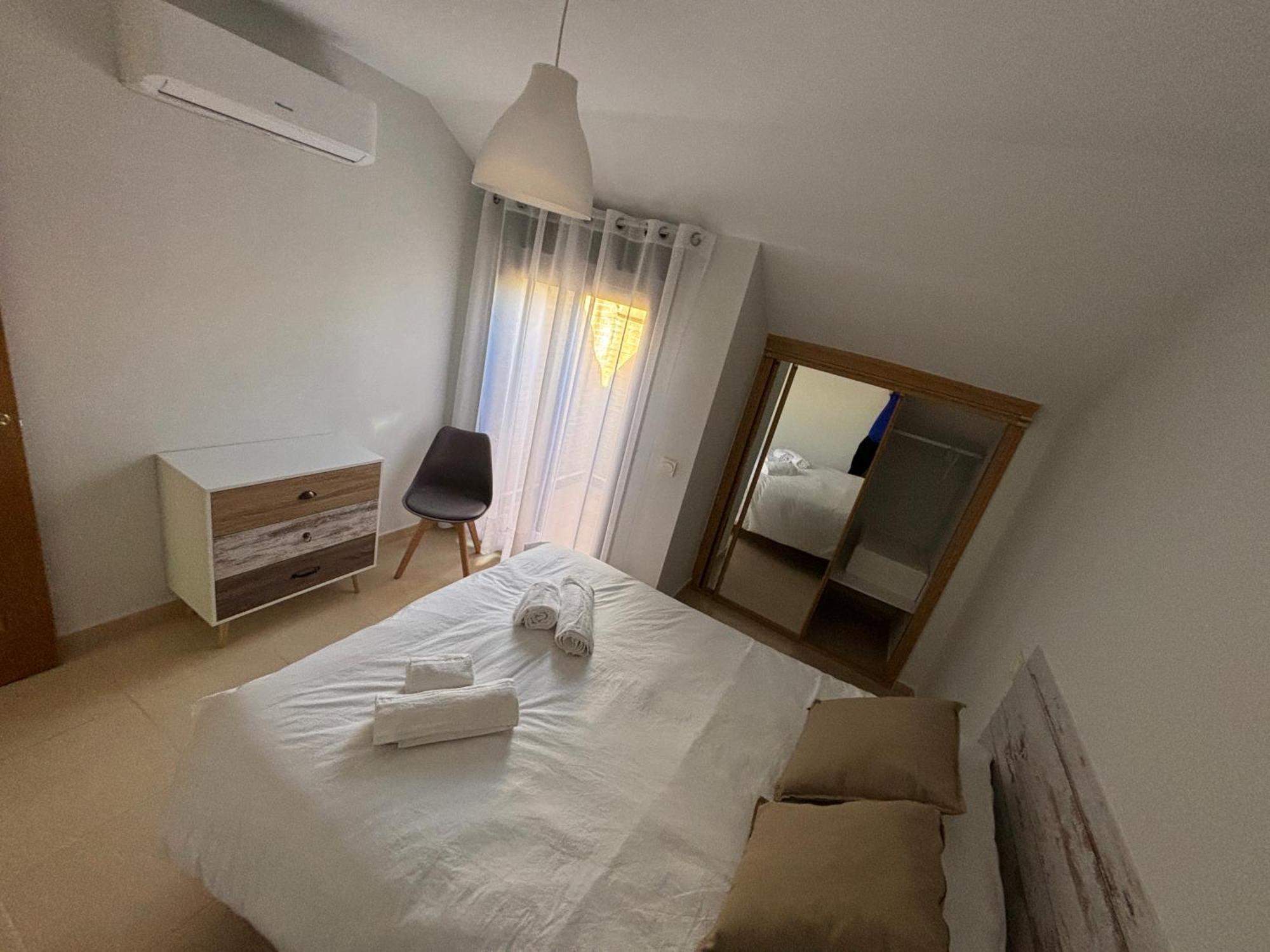 コンスエグラDuplex Entre Molinosアパートメント エクステリア 写真